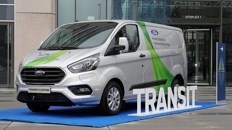 Ford und die Stadt Köln starten Projekt zur Erprobung von Nutzfahrzeug Plug-in Hybriden im innerstädtischen Verkehr